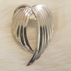 VIntage Jeri Lou Modernist Scarf Clip 4658